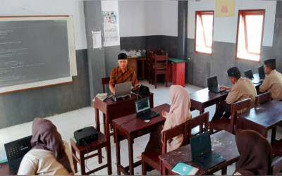 Pembelajaran Koding dan Kecerdasan Artifisial (KKA) untuk Pertama Kalinya